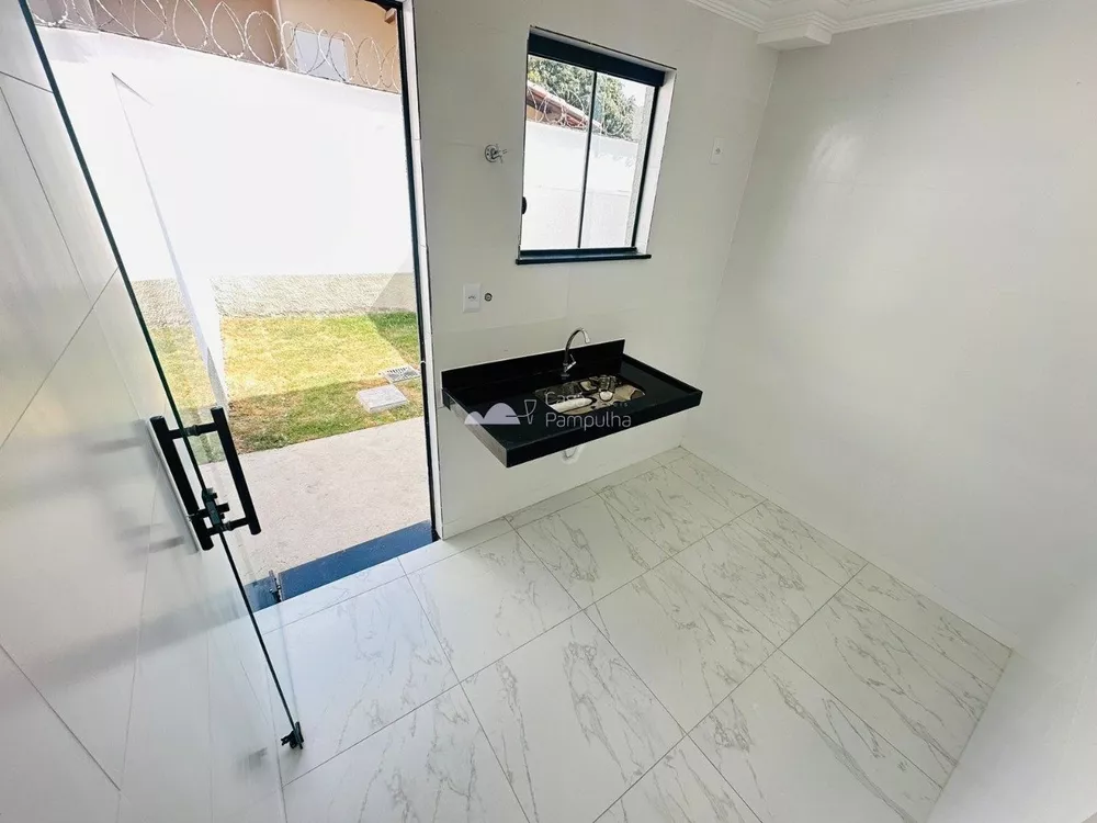 Casa à venda com 2 quartos, 68m² - Foto 11