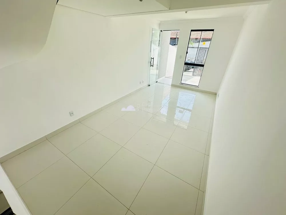 Casa à venda com 2 quartos, 68m² - Foto 5