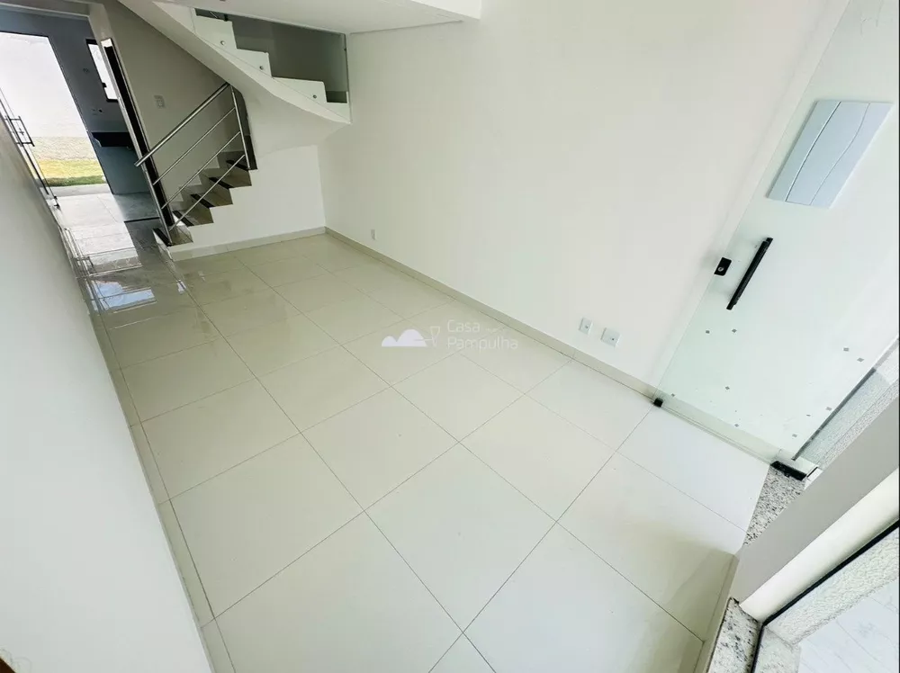 Casa à venda com 2 quartos, 68m² - Foto 6