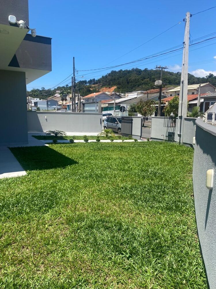 Casa à venda com 3 quartos - Foto 1
