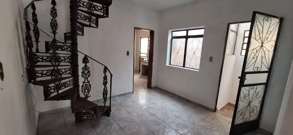 Casa, 5 quartos, 150 m² - Foto 2