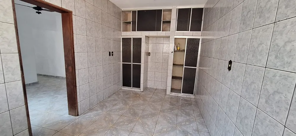 Casa, 5 quartos, 150 m² - Foto 3