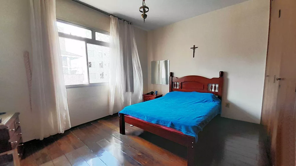 Apartamento à venda com 4 quartos, 180m² - Foto 13