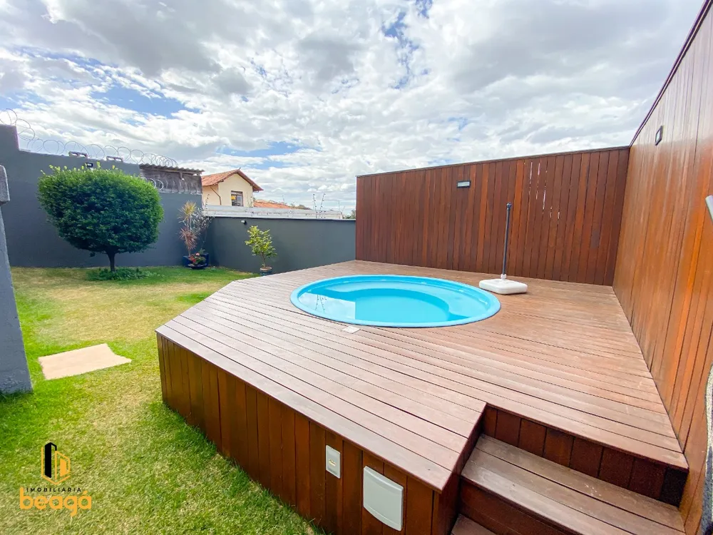 Casa, 4 quartos, 303 m² - Foto 3