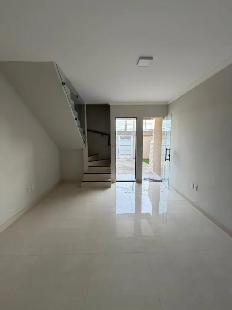 Casa, 2 quartos, 72 m² - Foto 2