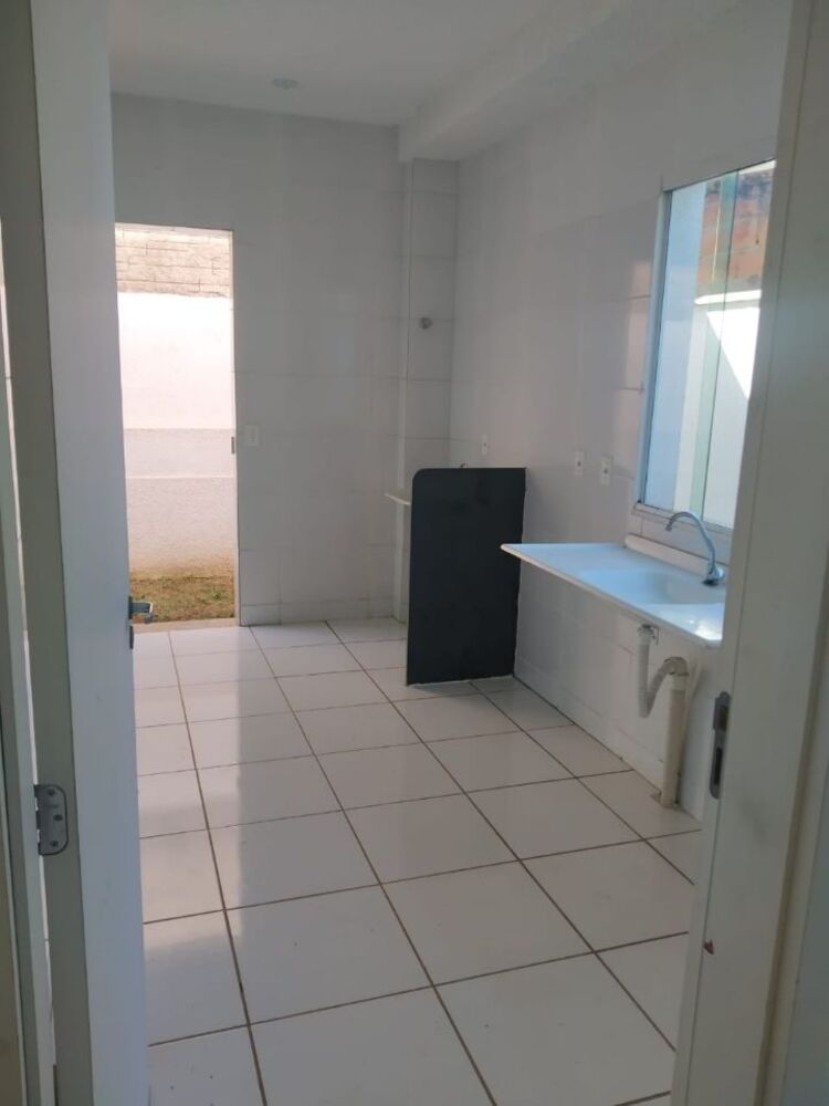 Apartamento à venda com 2 quartos, 68m² - Foto 2