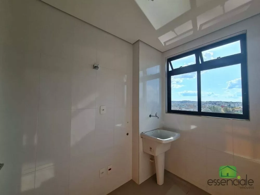 Apartamento à venda com 3 quartos, 192m² - Foto 13