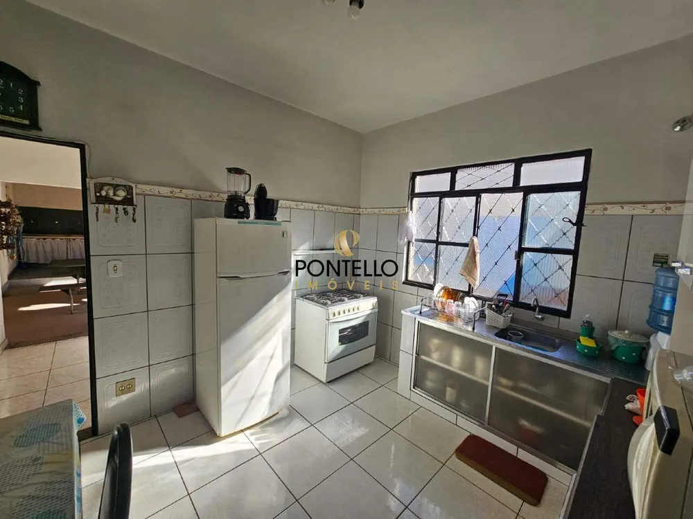 Casa, 5 quartos, 229 m² - Foto 3