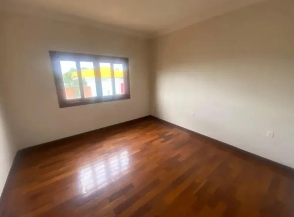 Casa, 4 quartos, 360 m² - Foto 4
