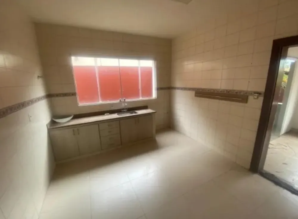 Casa, 4 quartos, 360 m² - Foto 3