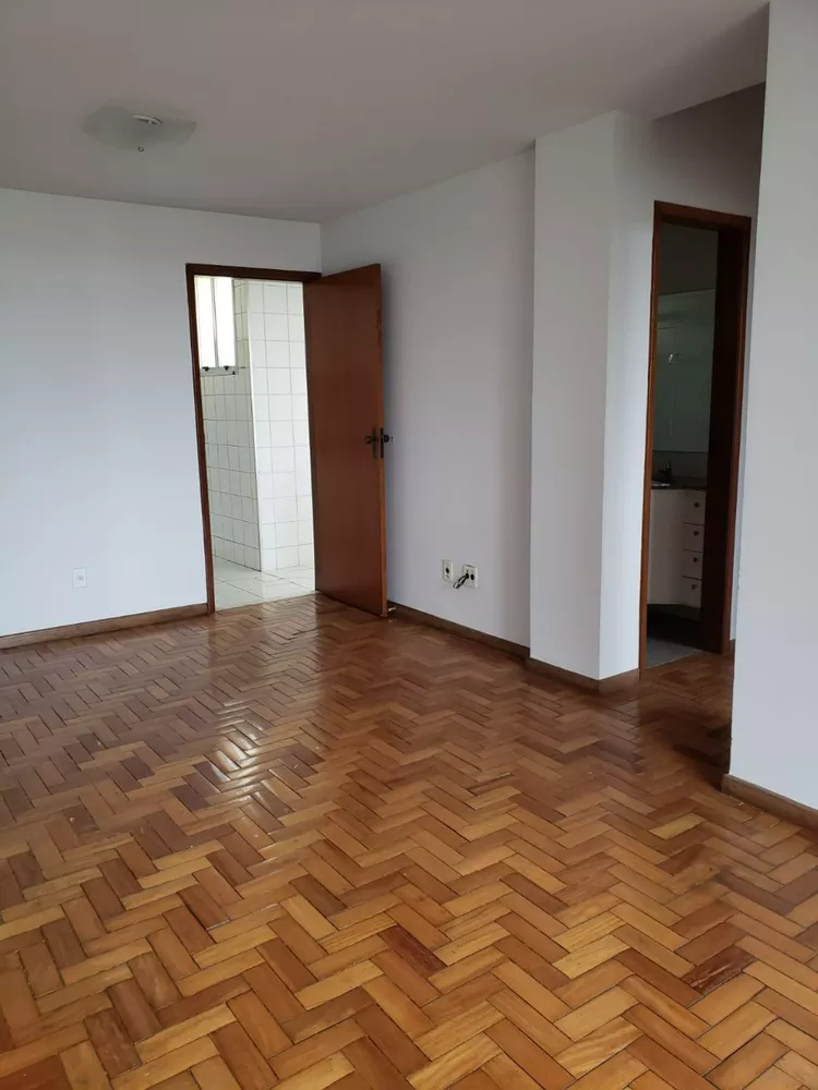 Apartamento à venda com 3 quartos, 82m² - Foto 7