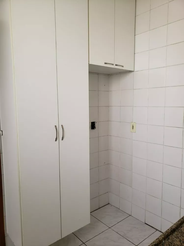 Apartamento à venda com 3 quartos, 82m² - Foto 11