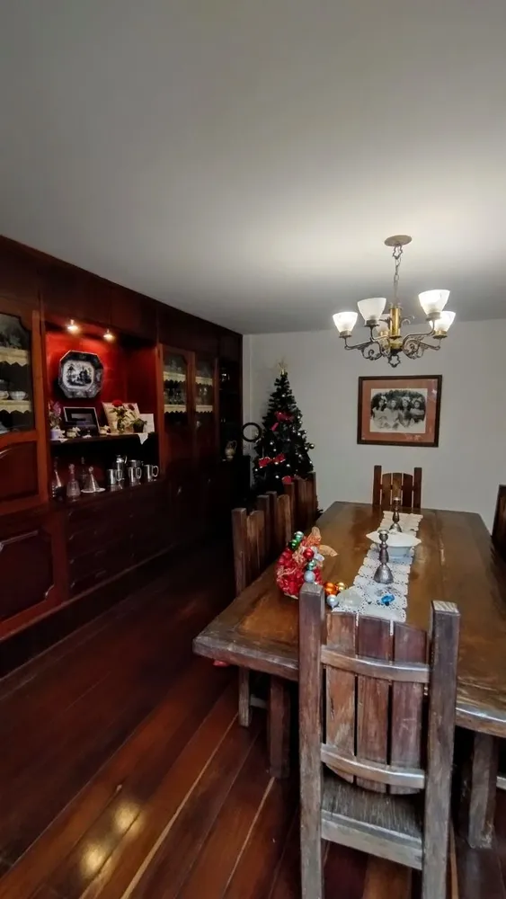 Casa, 3 quartos, 318 m² - Foto 3