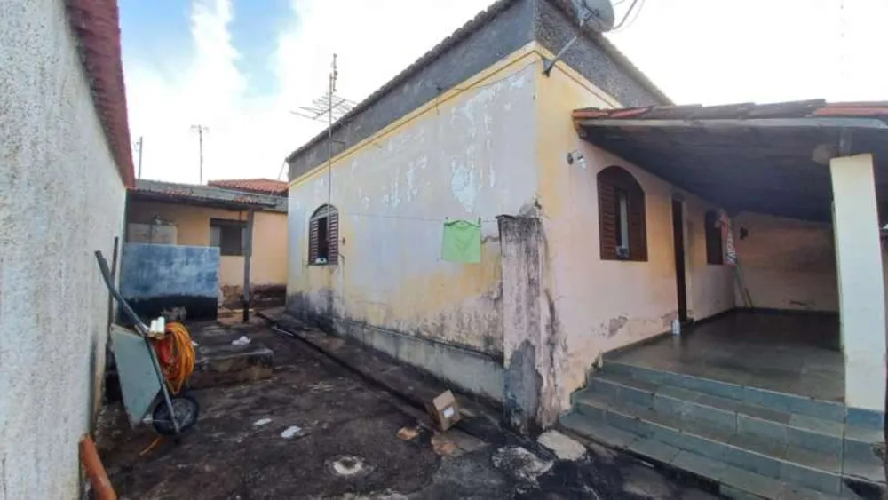 Casa, 3 quartos, 212 m² - Foto 2
