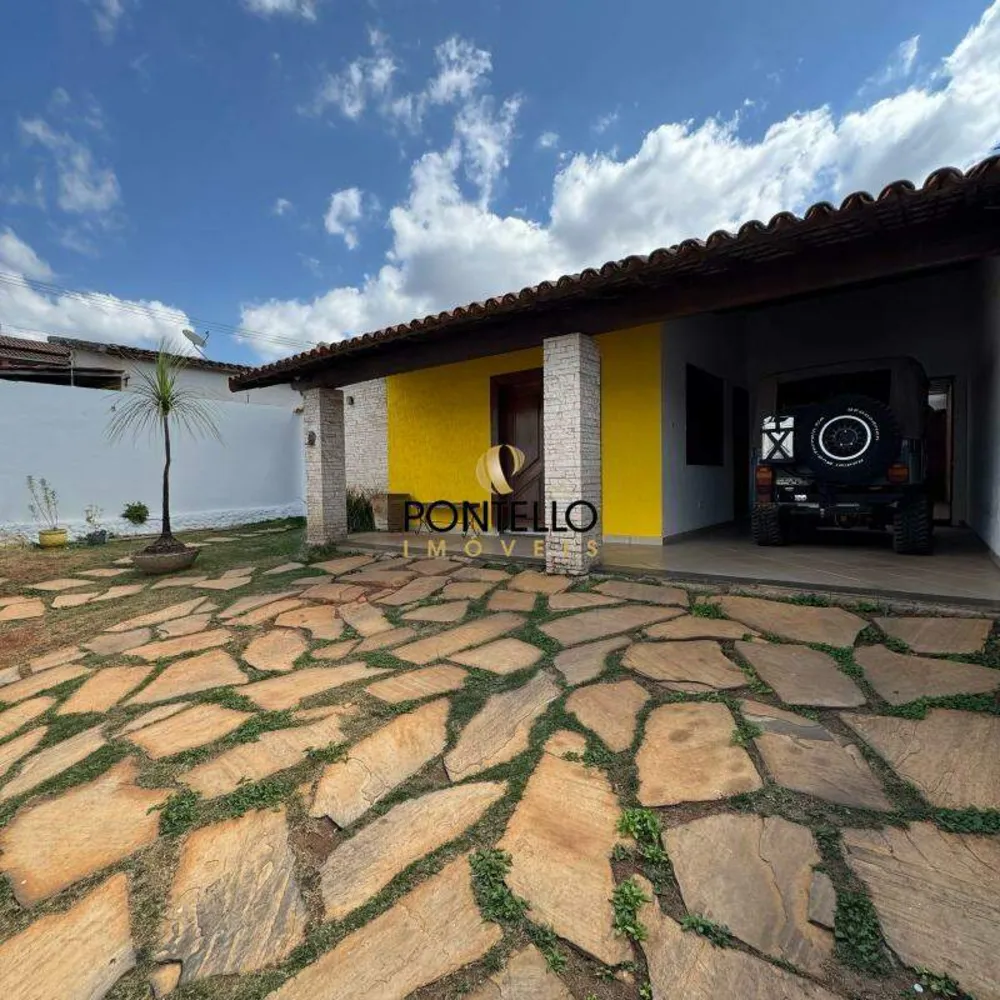 Casa, 3 quartos, 220 m² - Foto 2