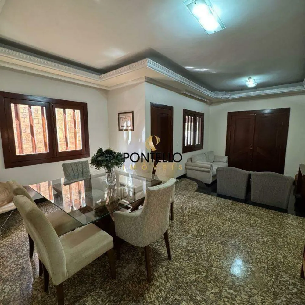 Casa, 3 quartos, 220 m² - Foto 3