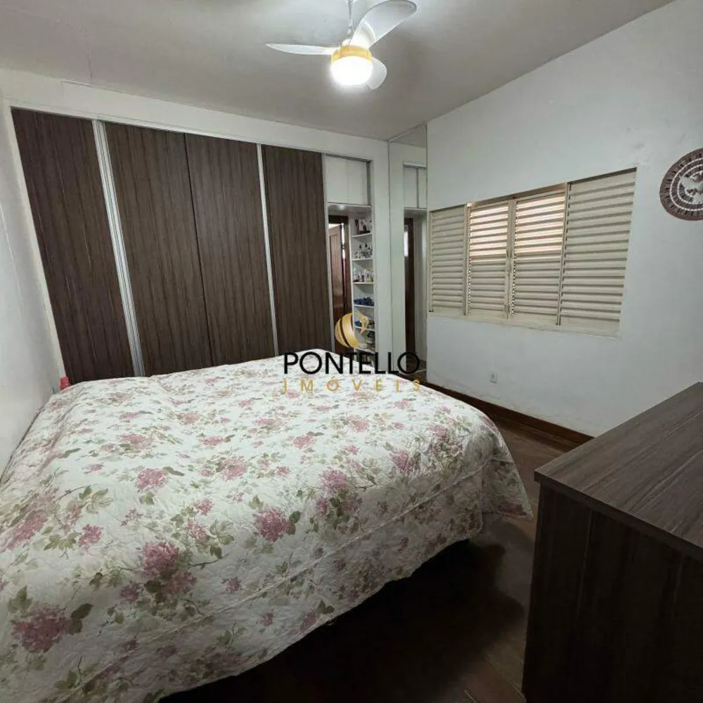 Casa, 3 quartos, 220 m² - Foto 4
