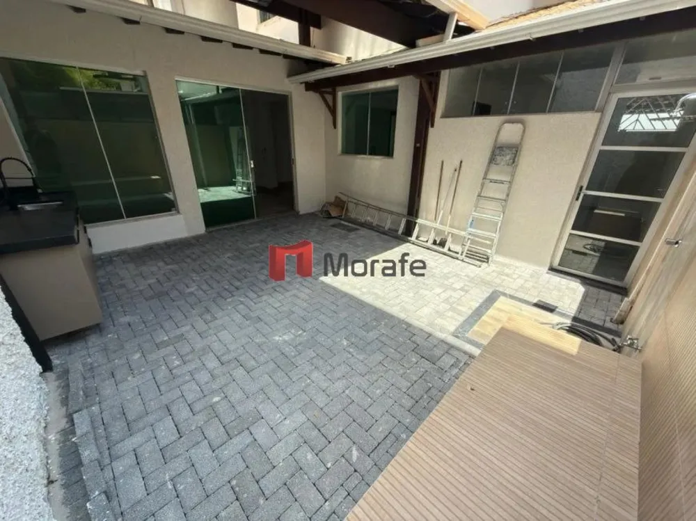 Casa, 3 quartos, 200 m² - Foto 2