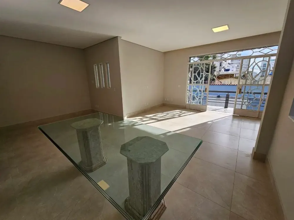 Casa, 3 quartos, 282 m² - Foto 3