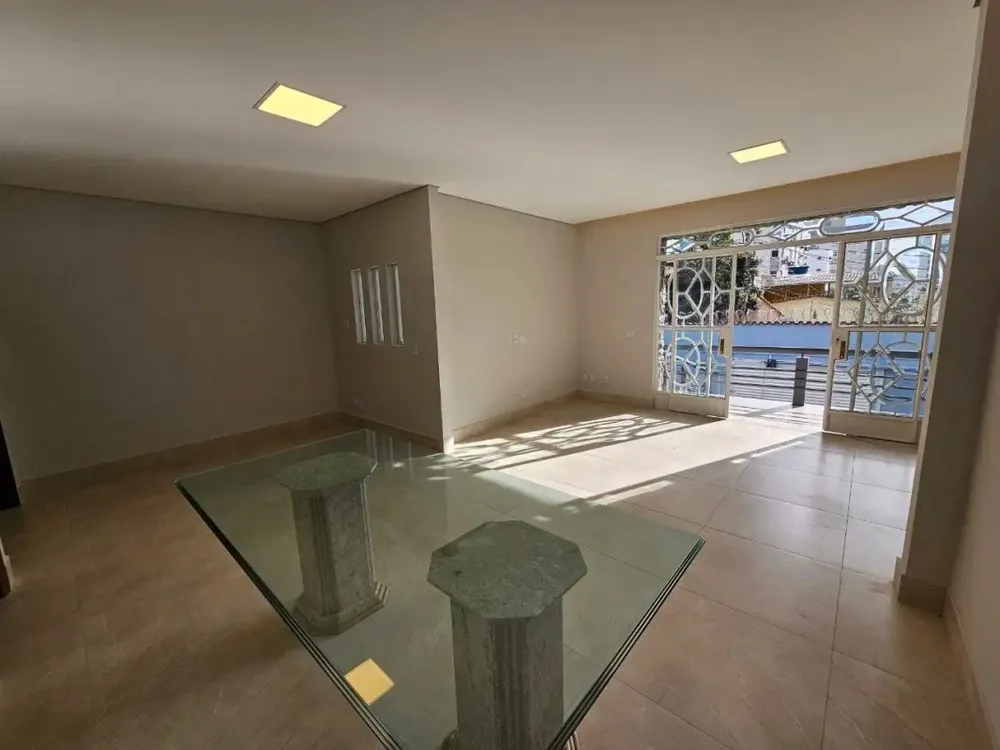 Casa, 3 quartos, 282 m² - Foto 4