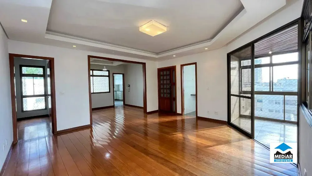 Apartamento, 4 quartos, 270 m² - Foto 1