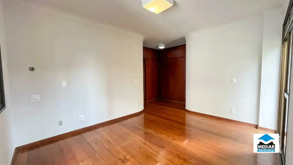 Apartamento, 4 quartos, 270 m² - Foto 3