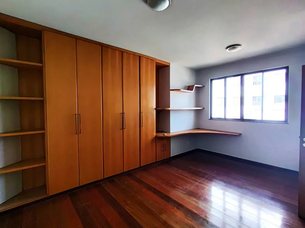 Casa, 5 quartos, 330 m² - Foto 12