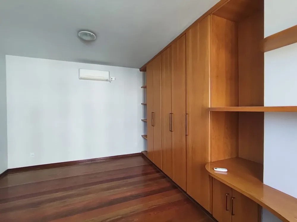 Casa, 5 quartos, 330 m² - Foto 18
