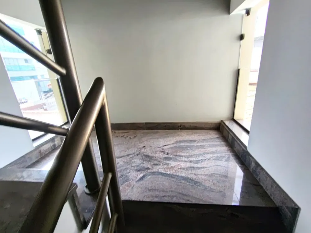 Casa, 5 quartos, 330 m² - Foto 8