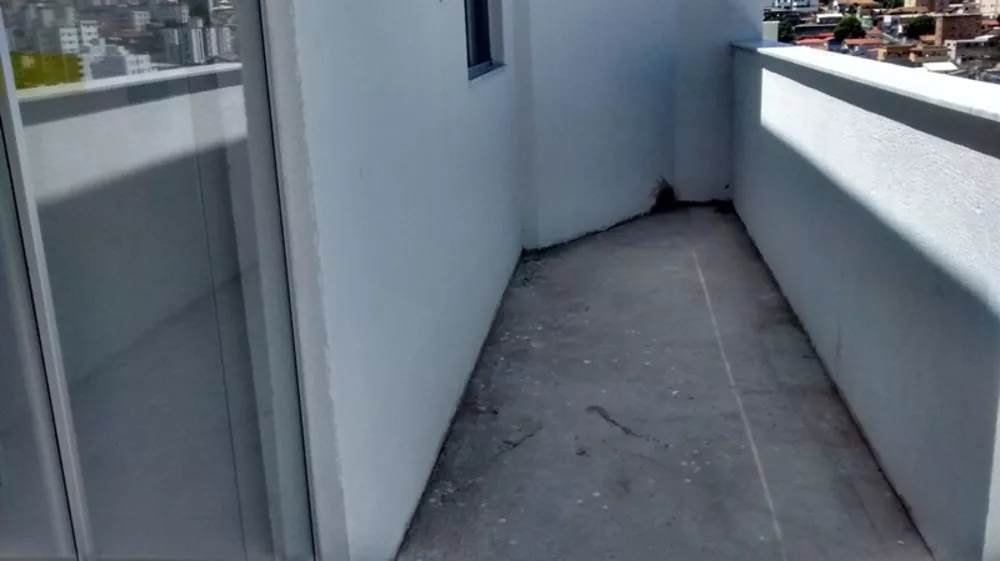 Cobertura à venda com 4 quartos, 180m² - Foto 4