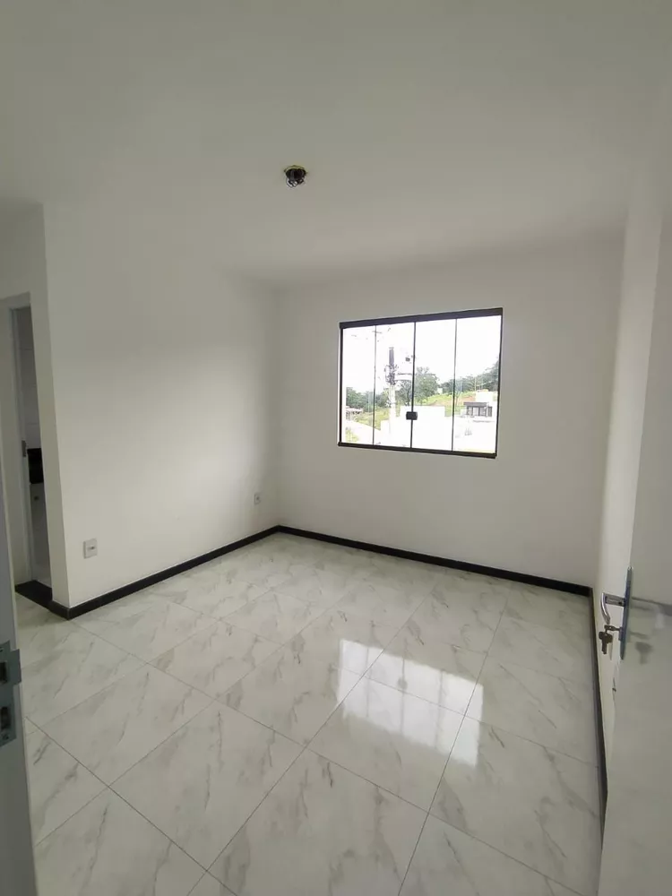 Casa à venda com 3 quartos, 120m² - Foto 9