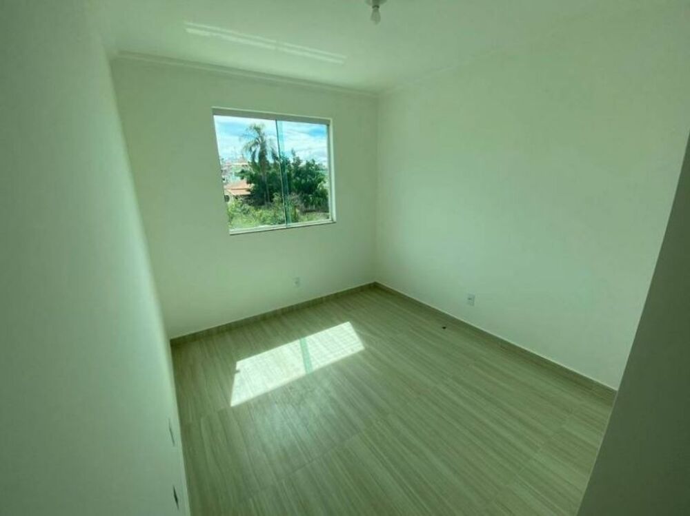 Casa à venda com 3 quartos, 120m² - Foto 4