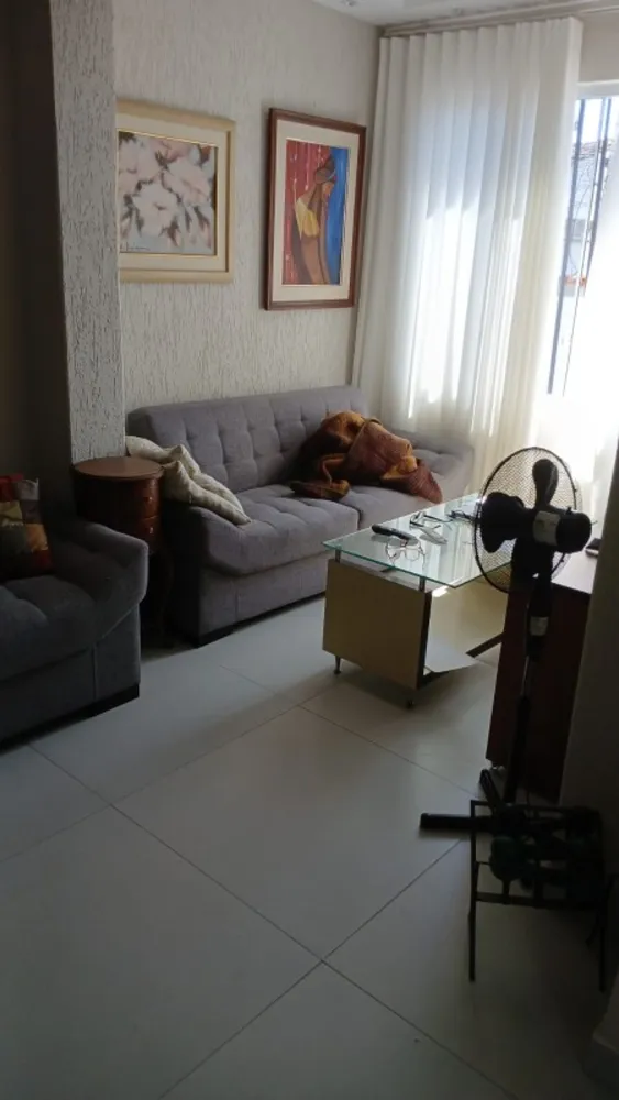 Casa, 3 quartos, 217 m² - Foto 2