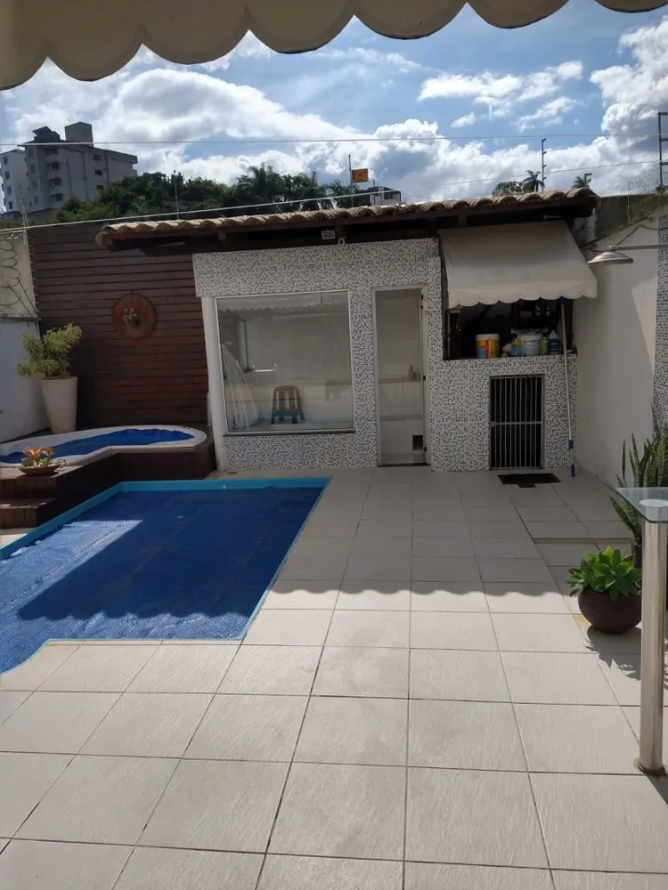 Casa, 3 quartos, 180 m² - Foto 1