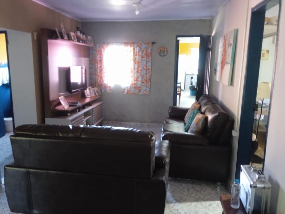 Fazenda à venda com 6 quartos, 550m² - Foto 2