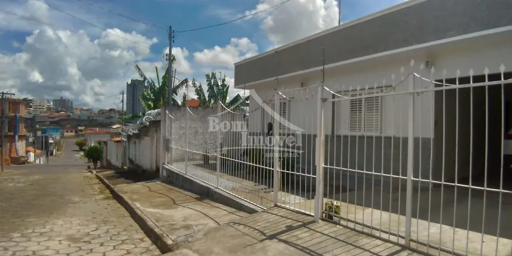 Casa, 3 quartos, 200 m² - Foto 2