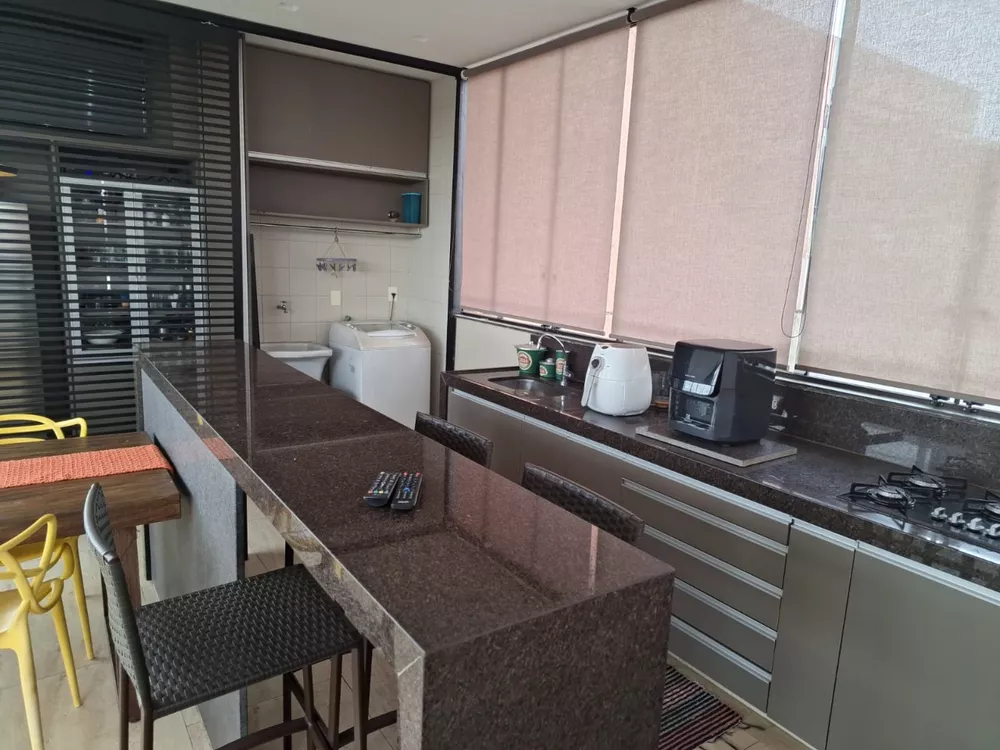 Cobertura à venda com 4 quartos, 162m² - Foto 1