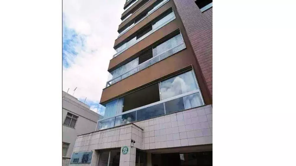 Apartamento à venda com 4 quartos, 154m² - Foto 1