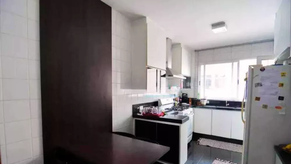 Apartamento à venda com 4 quartos, 154m² - Foto 9