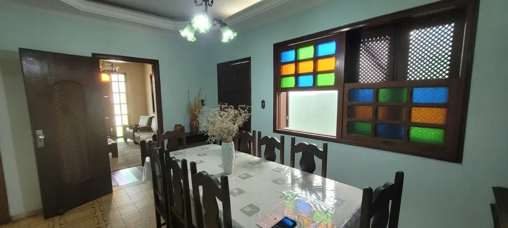 Casa, 4 quartos, 348 m² - Foto 2