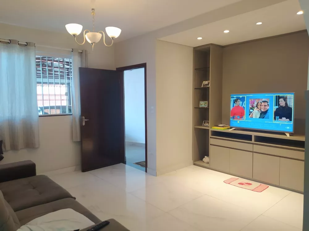 Casa à venda com 3 quartos, 130m² - Foto 3