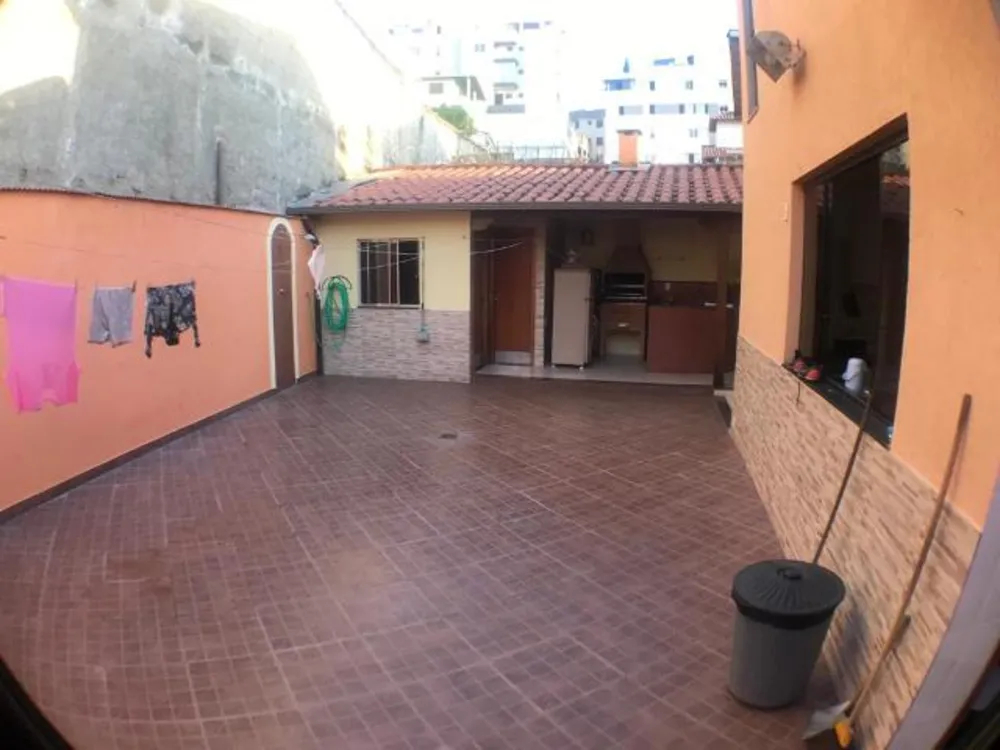 Casa, 4 quartos, 270 m² - Foto 2