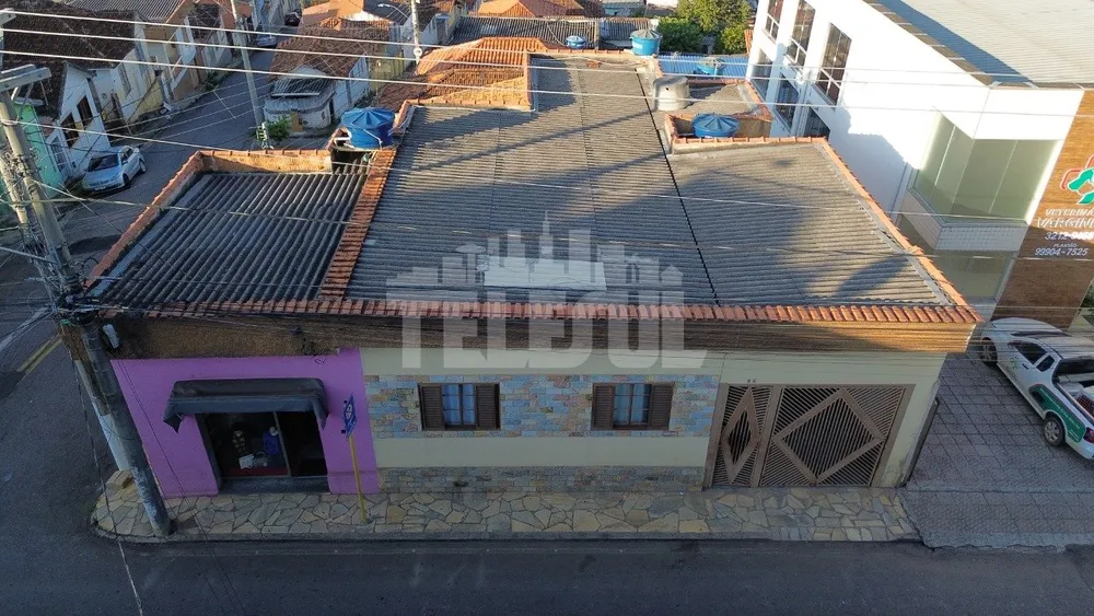 Casa, 6 quartos, 290 m² - Foto 1