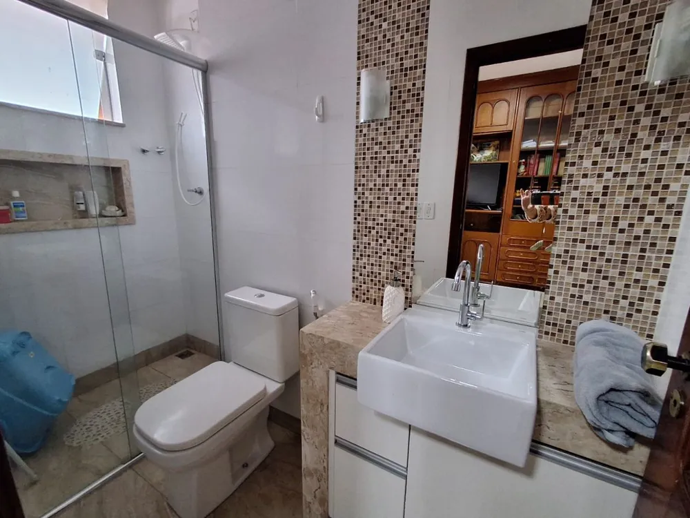 Casa, 5 quartos, 310 m² - Foto 2