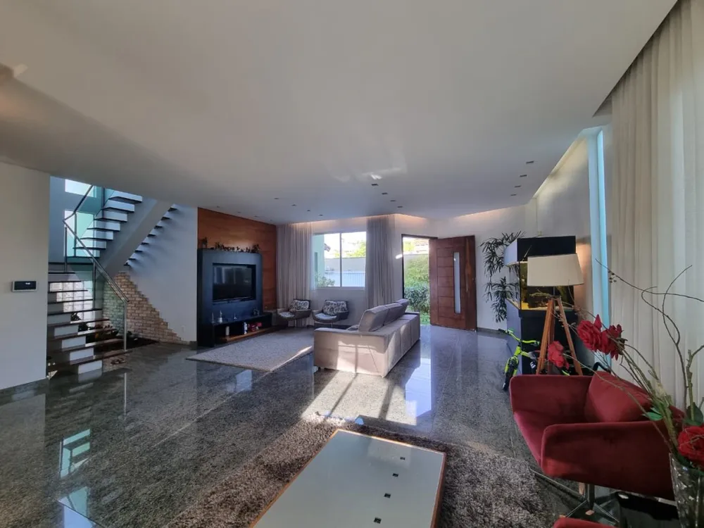 Casa, 3 quartos, 385 m² - Foto 1