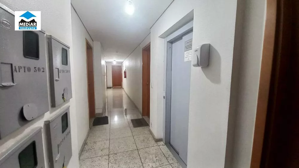 Apartamento para alugar com 2 quartos, 60m² - Foto 4