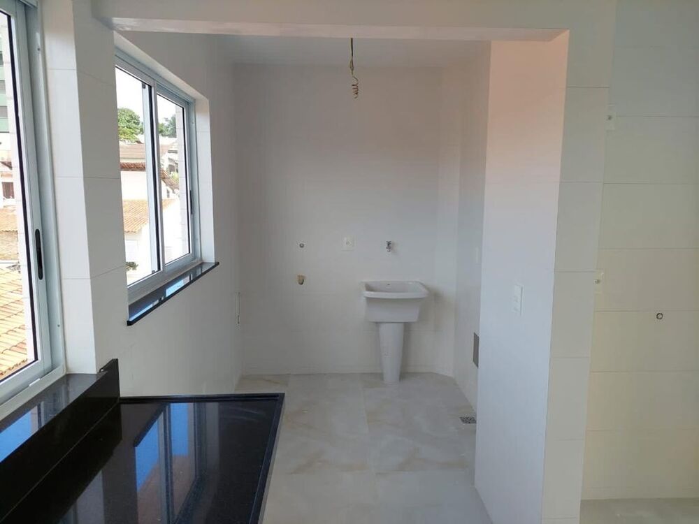 Apartamento à venda com 4 quartos, 138m² - Foto 1