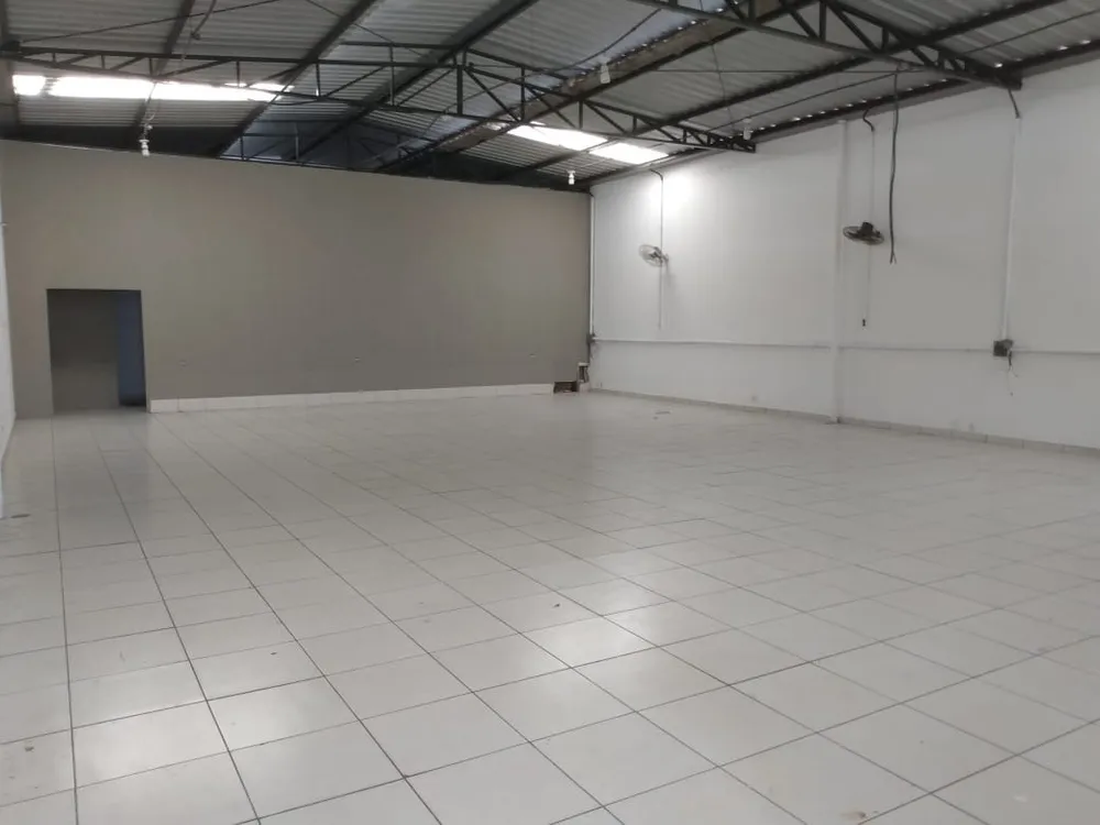 Depósito-Galpão, 330 m² - Foto 2