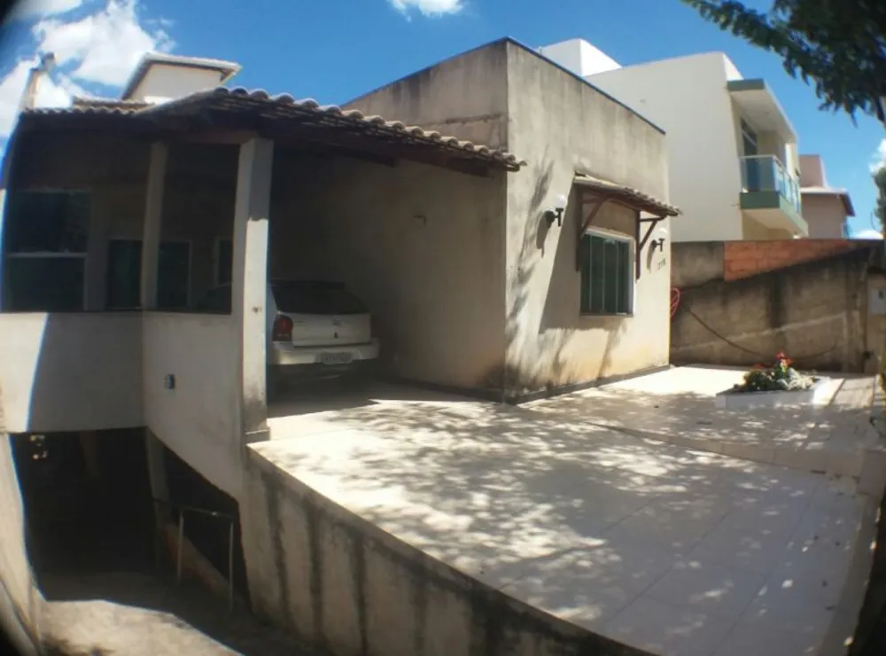 Casa, 4 quartos, 132 m² - Foto 1