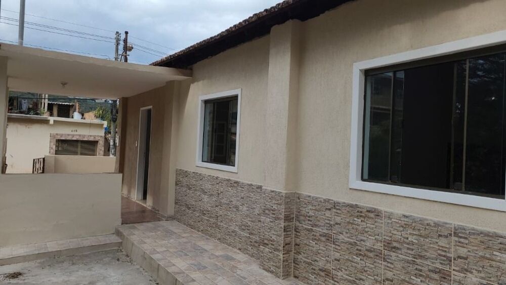 Casa à venda com 4 quartos, 100m² - Foto 4